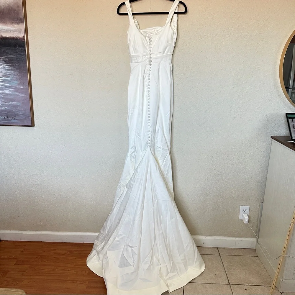 HOUSE OF CB 'Emilie' Off White Satin Mermaid Bridal Gown NWOT size XS - Picture 5 of 17